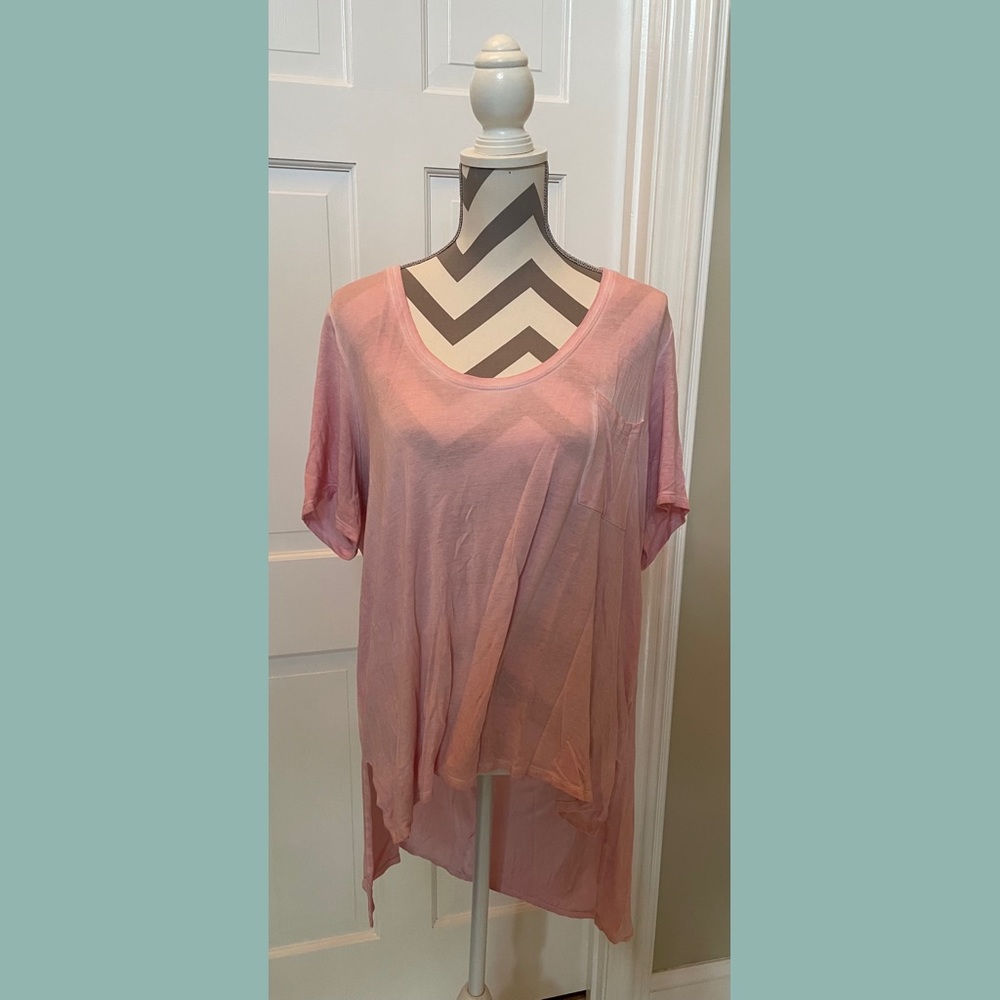 Forever 21+ Plus Size High-Low T-Shirt